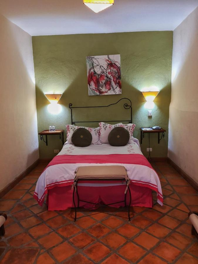 HOTEL CASA MORENA SAN MIGUEL DE ALLENDE 3* (Mexico) - from US$ 42 | BOOKED